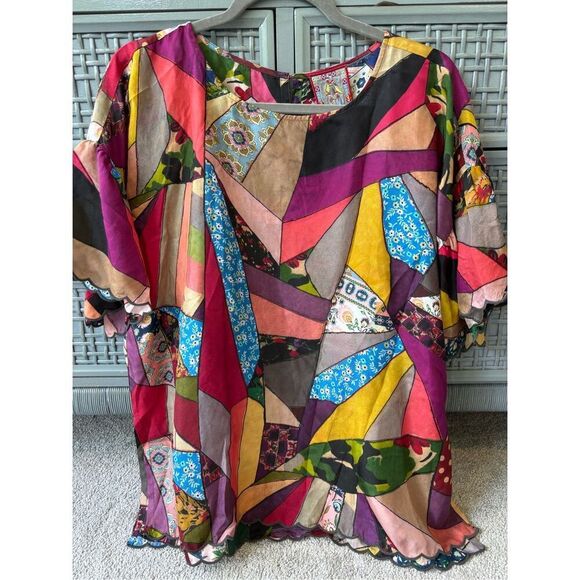 NWOT JOHNNY WAS scalloped Eloise Silk Top In Multicolor, Small $255 F14 - Picture 3 of 11